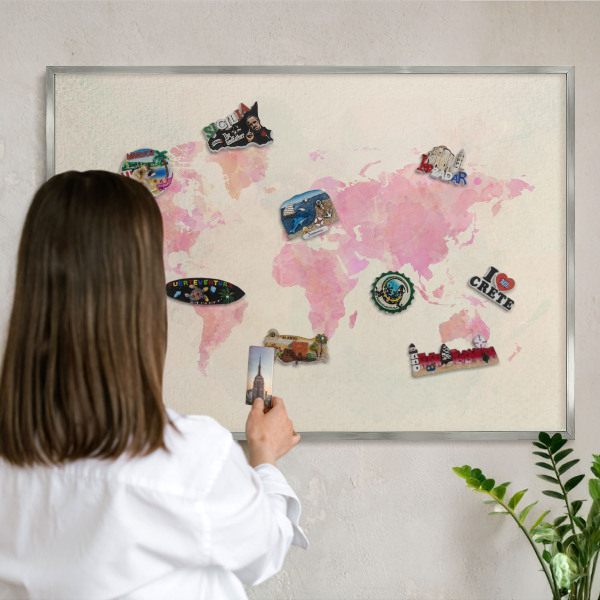Tabule na magnety z dovolené ve stříbrném rámu Mapa světa