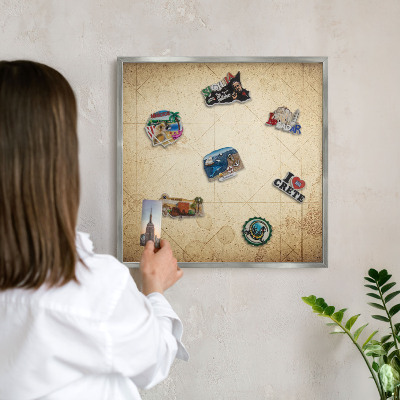 Tabule na magnety z dovolené ve stříbrném rámu Starověká mapa
