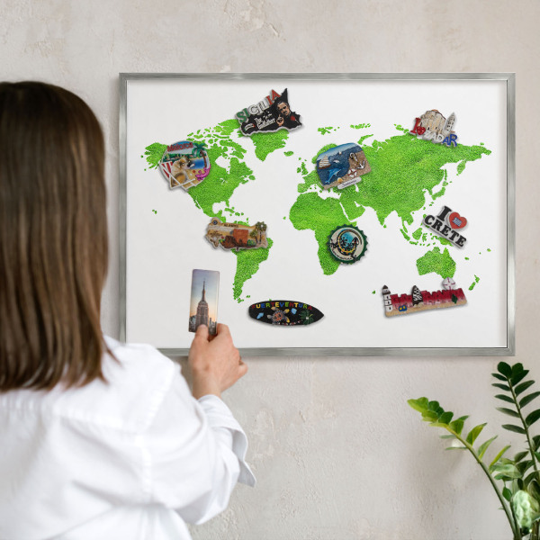 Tabule na magnety z dovolené ve stříbrném rámu Zelená mapa