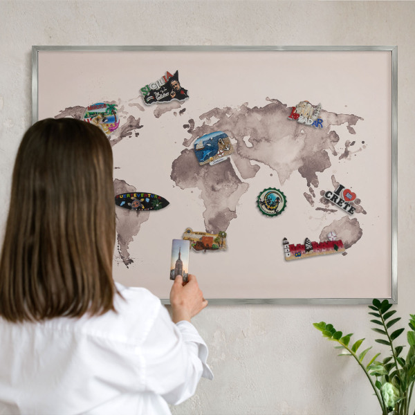 Tabule na magnety na zeď stříbrný rám Mapa světa