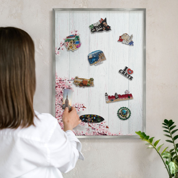 Tabule na magnety z dovolené ve stříbrném rámu Kvetoucí elegance