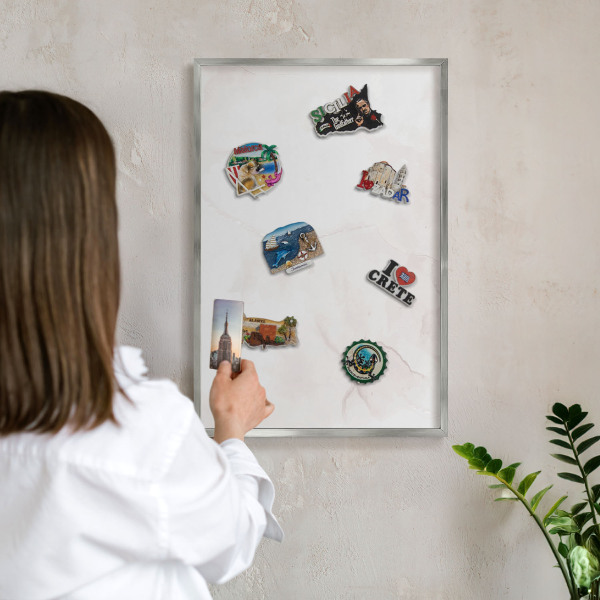 Tabule na magnety z dovolené ve stříbrném rámu Mramorová elegance