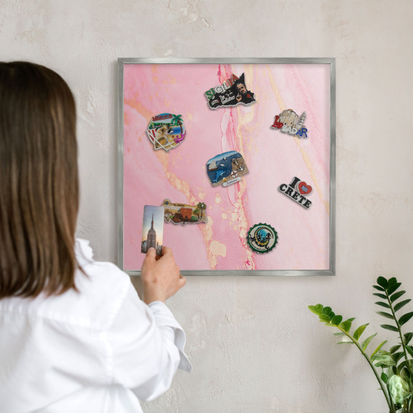 Tabule na magnety na zeď stříbrný rám Růžová elegance
