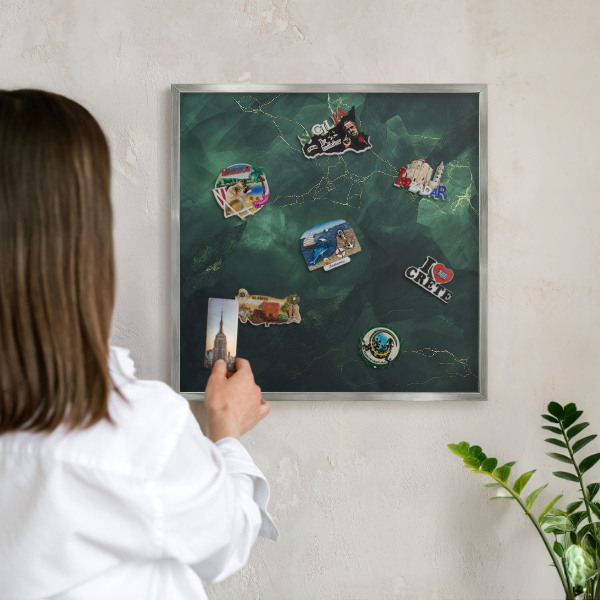 Tabule na magnety na zeď stříbrný rám Zelená hloubka