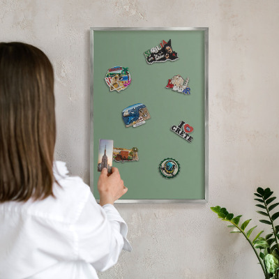 Tabule na magnety na zeď stříbrný rám Tlumená zelená