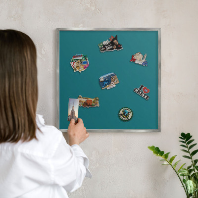Tabule na magnety na zeď stříbrný rám Tmavě tyrkysová