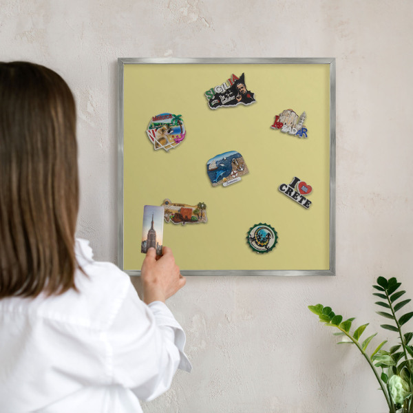 Tabule na magnety z dovolené ve stříbrném rámu Lehká hořčice