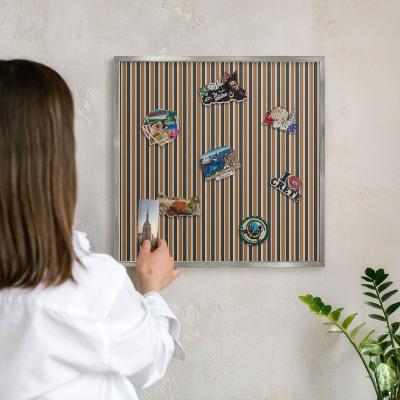 Tabule na magnety z dovolené ve stříbrném rámu Geometrický vzor