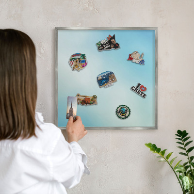 Tabule na magnety z dovolené ve stříbrném rámu Modrá obloha