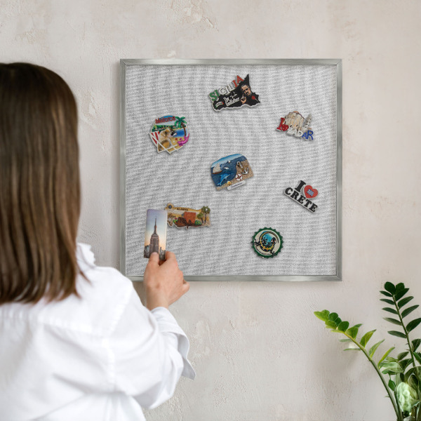 Tabule na magnety na zeď stříbrný rám Jemná elegance