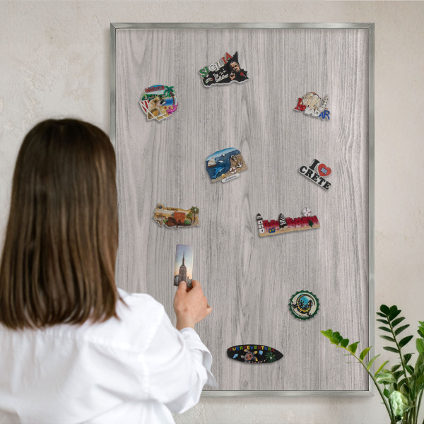 Tabule na magnety na zeď stříbrný rám Dřevěná textura
