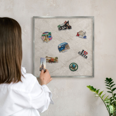 Tabule na magnety z dovolené ve stříbrném rámu Přirozená elegance