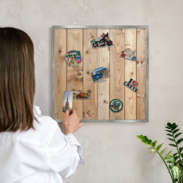 Tabule na magnety na zeď stříbrný rám Dřevěné desky