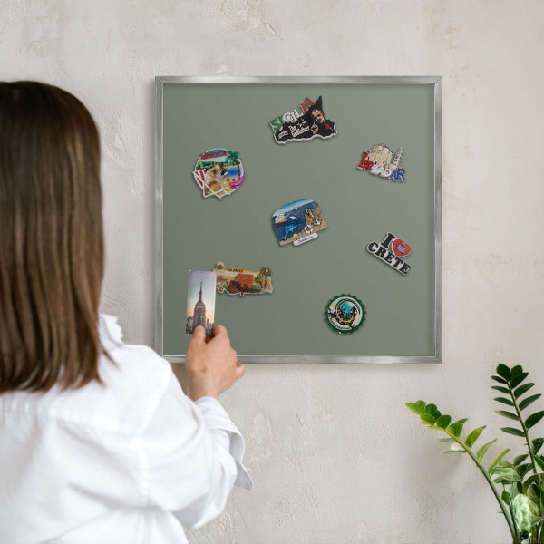 Tabule na magnety na zeď stříbrný rám Tmavá šalvěj
