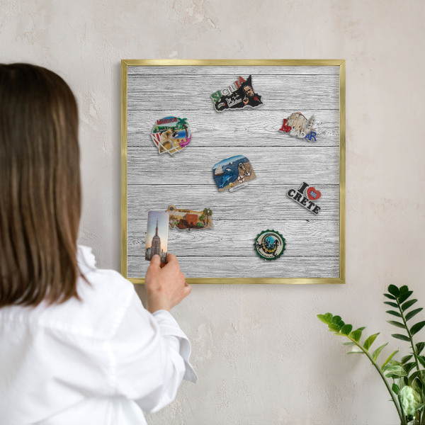 Plechové tabule na magnety zlatý rám Dřevěná textura