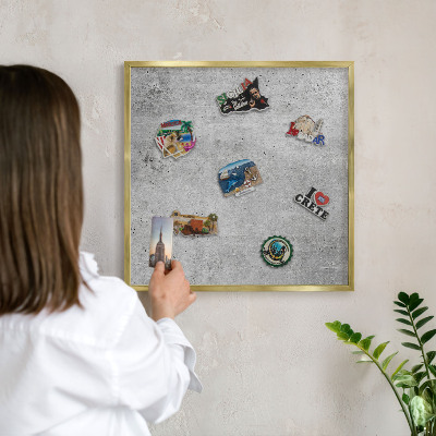Magnetické tabule na magnety v zlatém rámu Betonový minimalismus