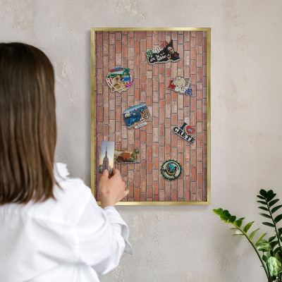 Magnetické tabule na magnety v zlatém rámu Cihlová zeď