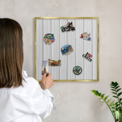 Plechové tabule na magnety zlatý rám Minimalistické pruhy