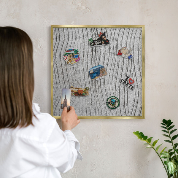 Magnetické tabule na magnety v zlatém rámu Šedé vlny