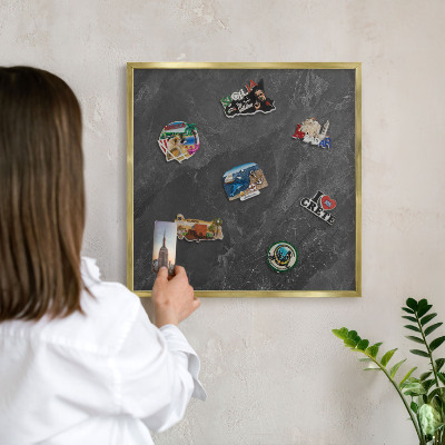 Magnetické tabule na magnety v zlatém rámu Šedá elegance