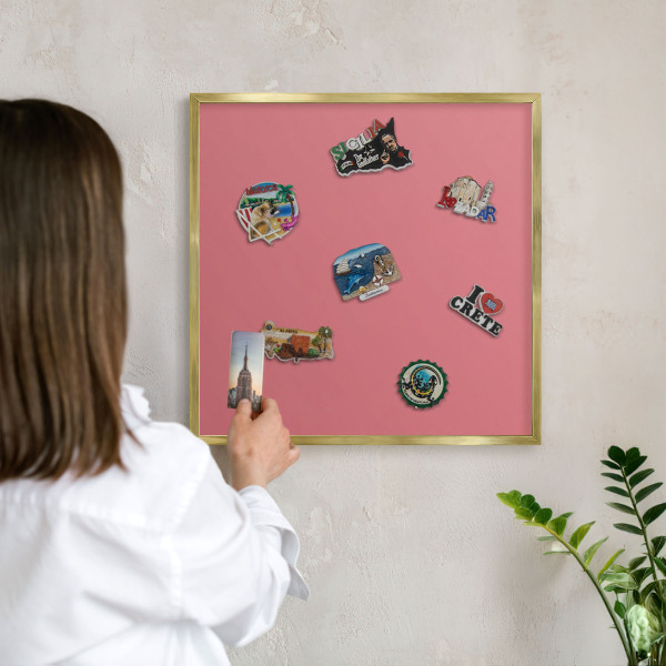 Magnetické tabule na magnety v zlatém rámu Lososová barva