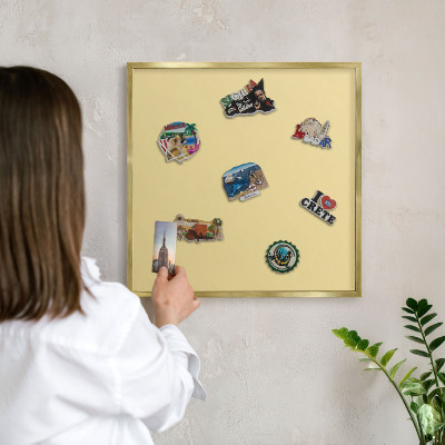 Magnetické tabule na magnety v zlatém rámu Krémově žlutá