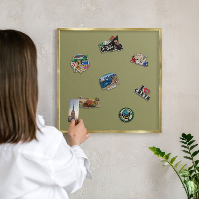 Magnetické tabule na magnety v zlatém rámu Zelená tráva