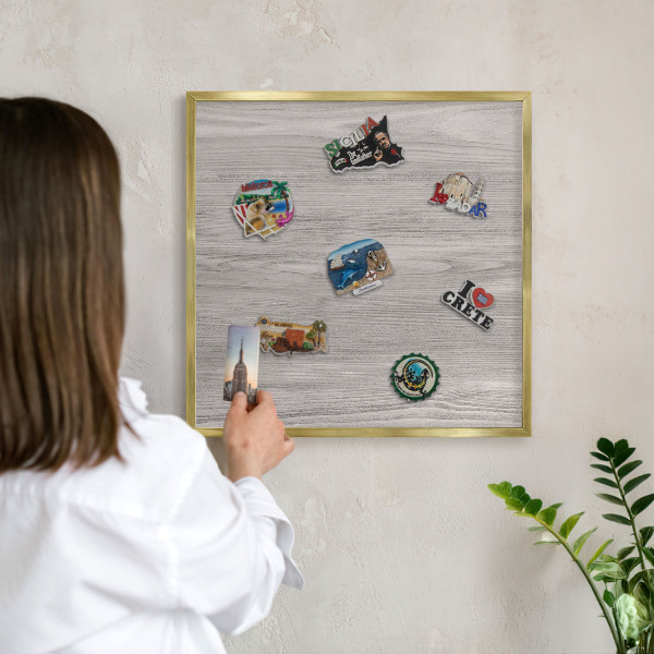 Plechové tabule na magnety zlatý rám Dřevěná textura