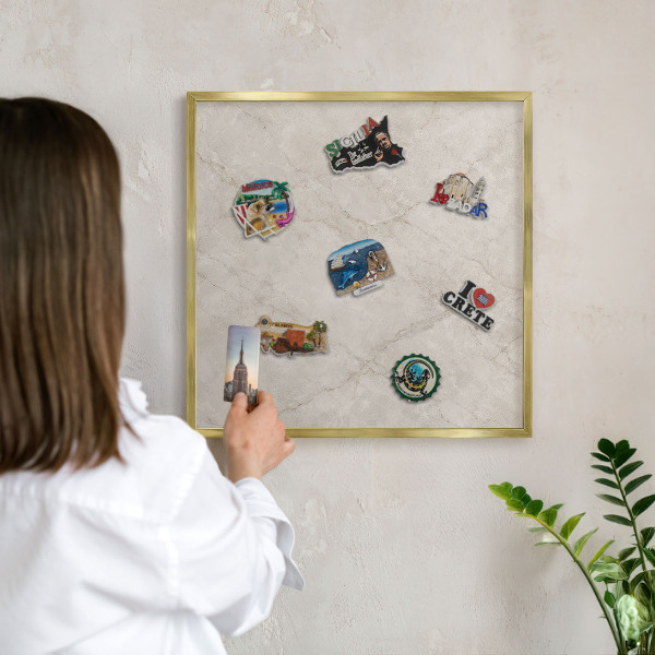 Magnetické tabule na magnety v zlatém rámu Přirozená elegance