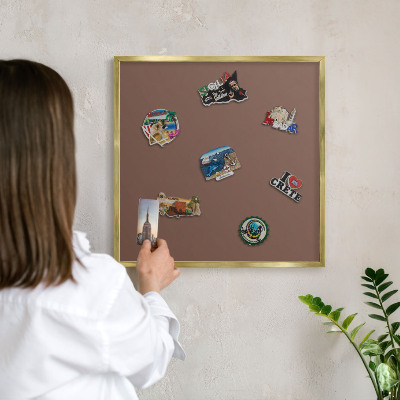 Magnetické tabule na magnety v zlatém rámu Hnědá barva