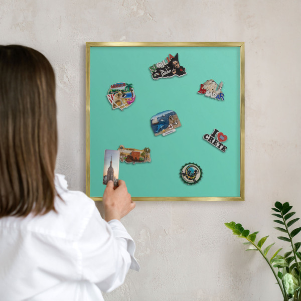 Magnetické tabule na magnety v zlatém rámu Silná máta