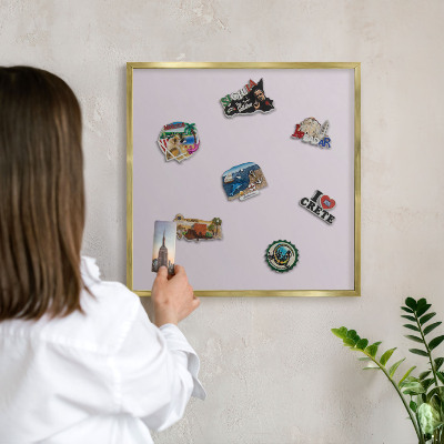 Magnetické tabule na magnety v zlatém rámu Světle šeříková