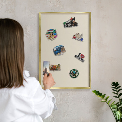 Magnetické tabule na magnety v zlatém rámu Světlý kámen